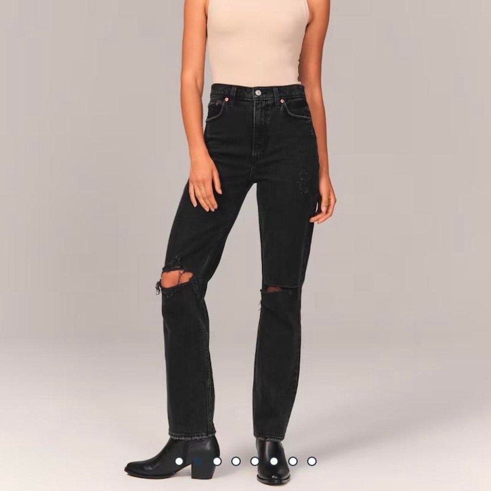 NWOT Abercrombie 90s Ultra High Rise Black Straight Leg Jeans
